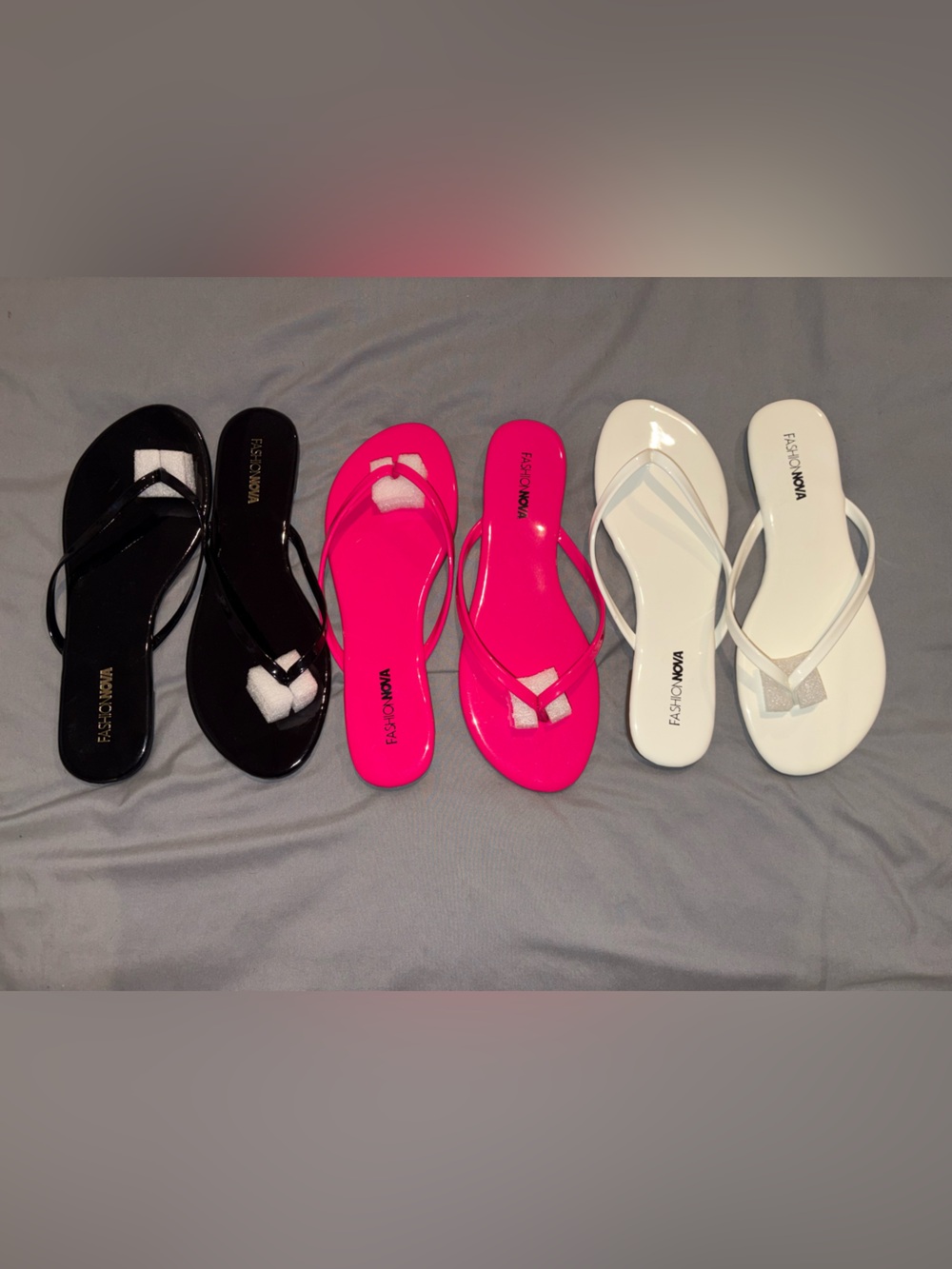 NWOT FASHION NOVA Women's Flip-Flop Sandals - Black, Hot Pink, White LOT of 3